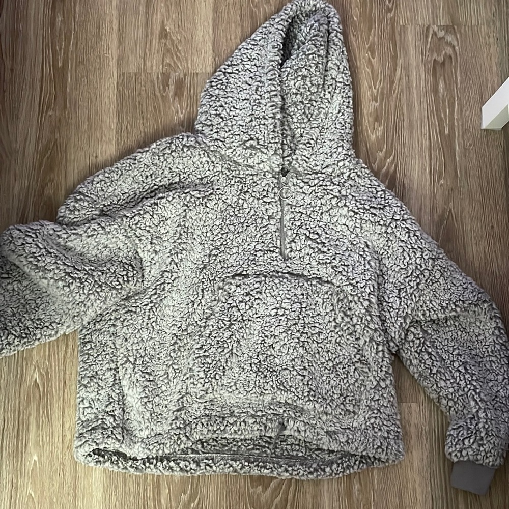 Grey fuzzy jacket size:large